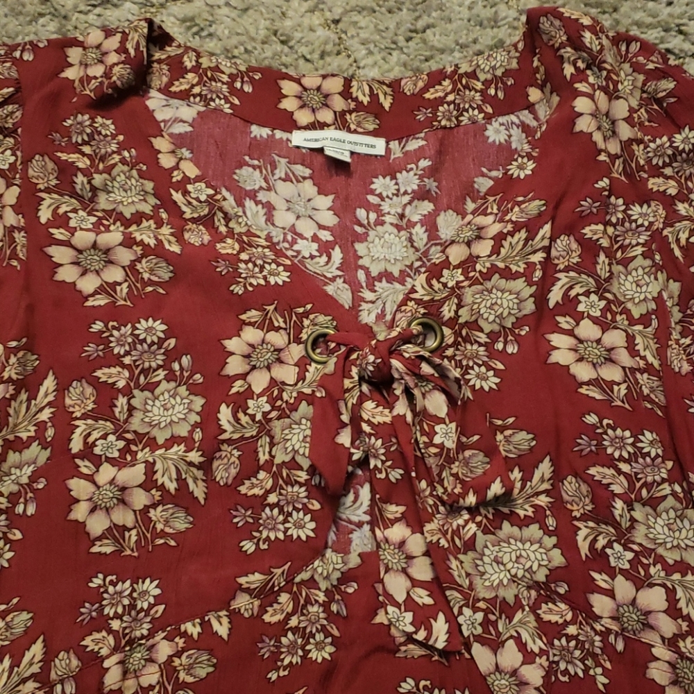 Clothes - Picture 2 of 3